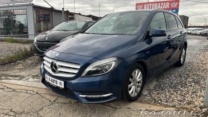 Mercedes-Benz B B200i 115kW *ALU*Kůže*PDC 2011