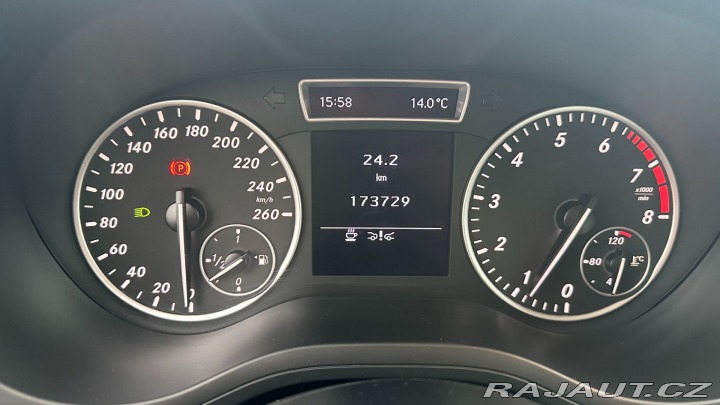 Mercedes-Benz B B200i 115kW *ALU*Kůže*PDC 2011