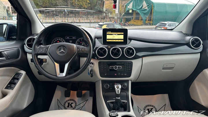 Mercedes-Benz B B200i 115kW *ALU*Kůže*PDC 2011