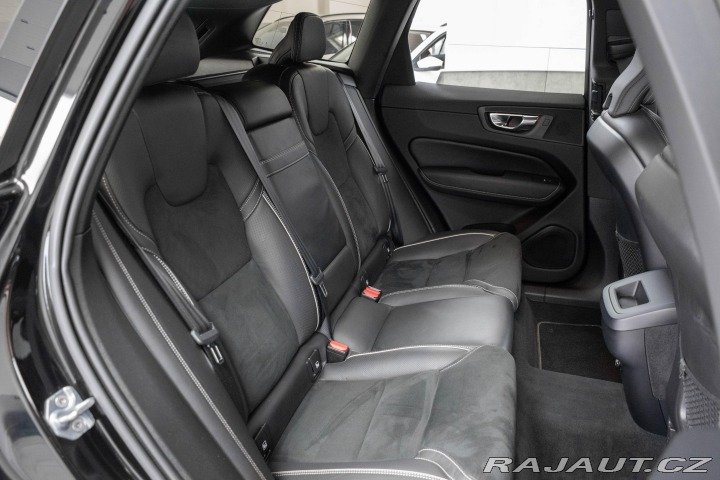 Volvo XC60 D5*REZERVACE* 2019