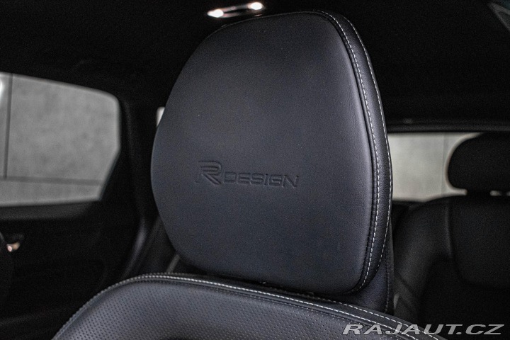 Volvo XC60 D5*REZERVACE* 2019