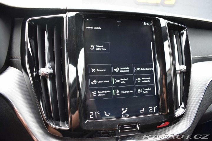 Volvo XC60 D5*REZERVACE* 2019