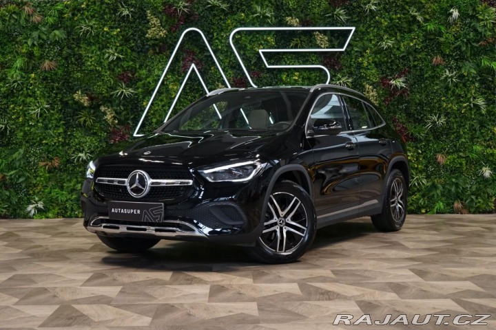 Mercedes-Benz GLA 180*LED*CAMERA* 2021