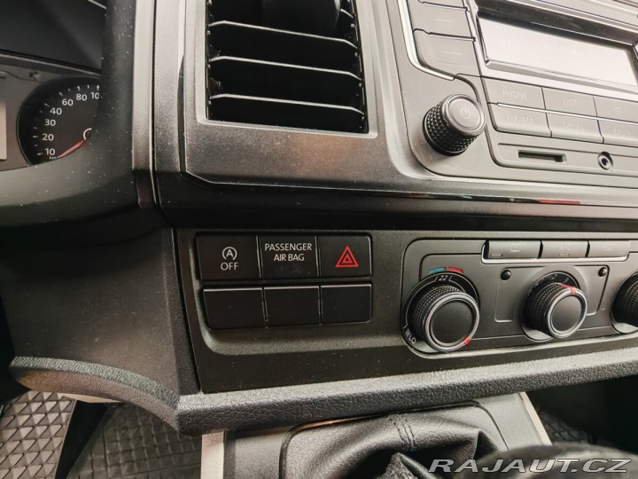 Volkswagen Transporter 2,0Tdi Man , 8míst 2016