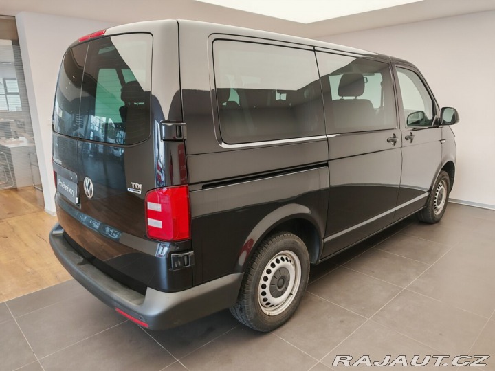 Volkswagen Transporter 2,0Tdi Man , 8míst 2016