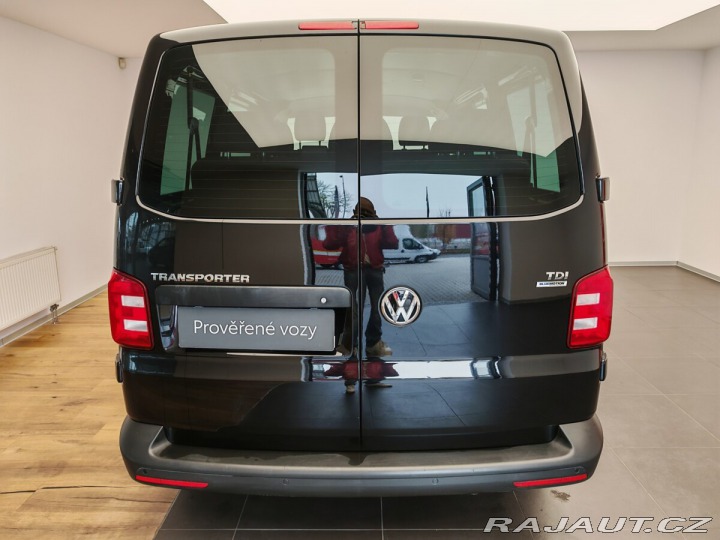 Volkswagen Transporter 2,0Tdi Man , 8míst 2016