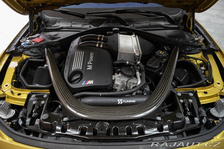 BMW M3 F80 LCI*///MPERFORMANCE*Č 2017