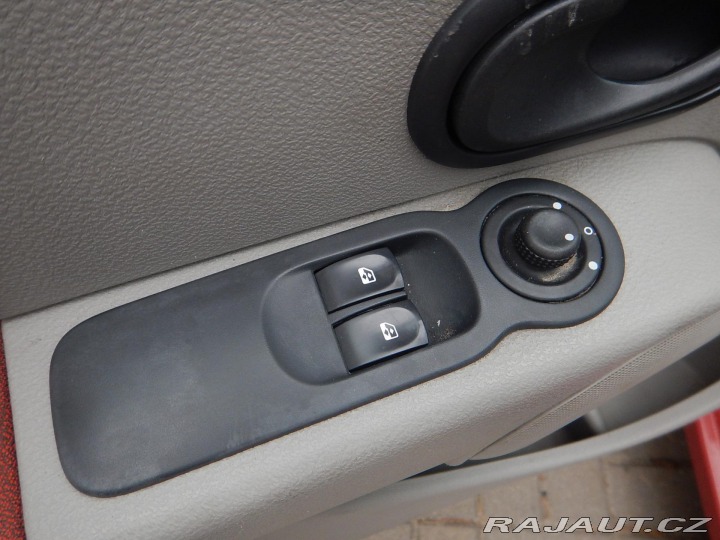 Renault Modus 1.2i, KLIMA 2005