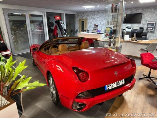 Ferrari California 2012