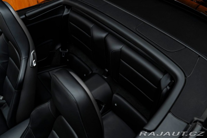 Porsche 911 Turbo Kabriolet, Bose, Ch 1800