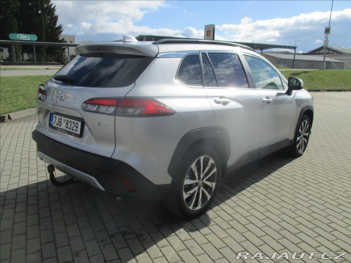 Toyota Corolla Cross 2,0 AC STYLE TECH HEV 4x 2024