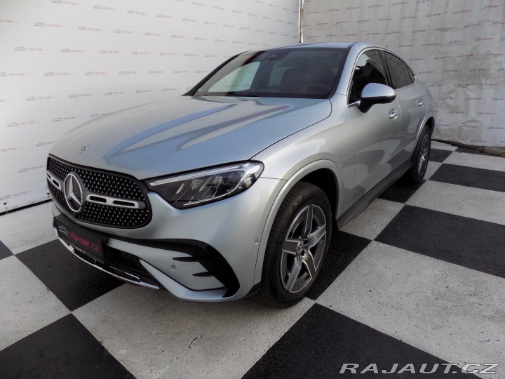 Mercedes-Benz GLC 300e/AMG/4Matic/DPH/LED/ 2024
