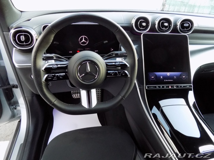 Mercedes-Benz GLC 300e/AMG/4Matic/DPH/LED/ 2024