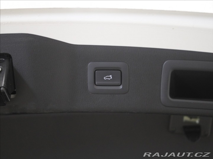 Mazda CX-5 2,0 G165 AWD MT Revolutio 2022