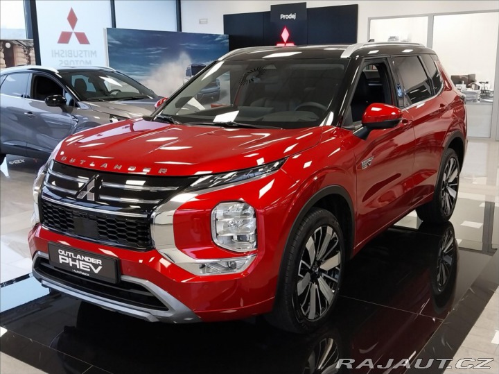 Mitsubishi Outlander 2.4 PHEV INSTYLE 2025