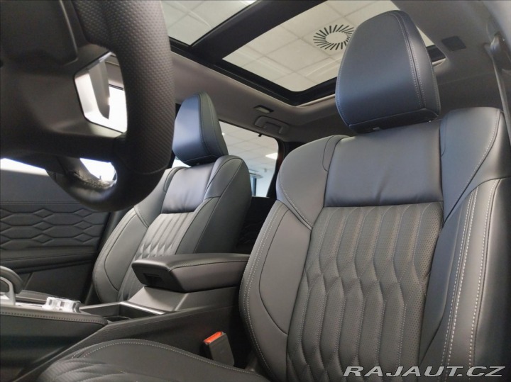 Mitsubishi Outlander 2.4 PHEV  INSTYLE 2025