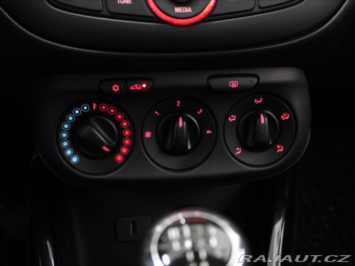 Opel Corsa 1,2 i Drive 1.maj.ČR 57 6 2016