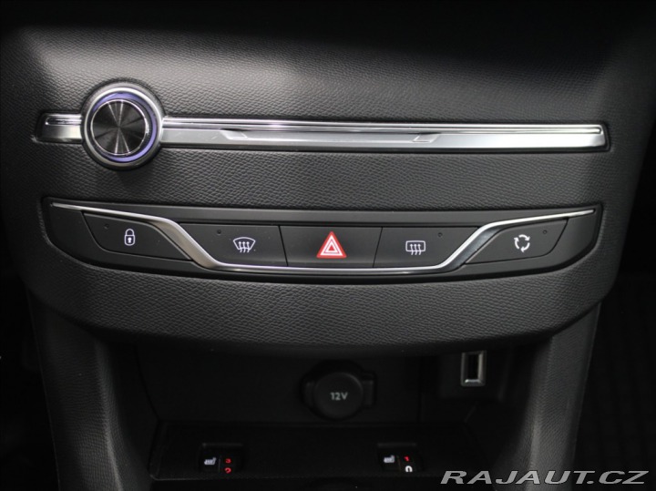 Peugeot 308 1,2 PT 96kW 1.maj.ČR 105t 2017