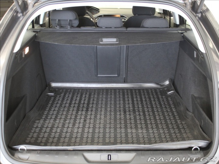 Peugeot 308 1,2 PT 96kW 1.maj.ČR 105t 2017