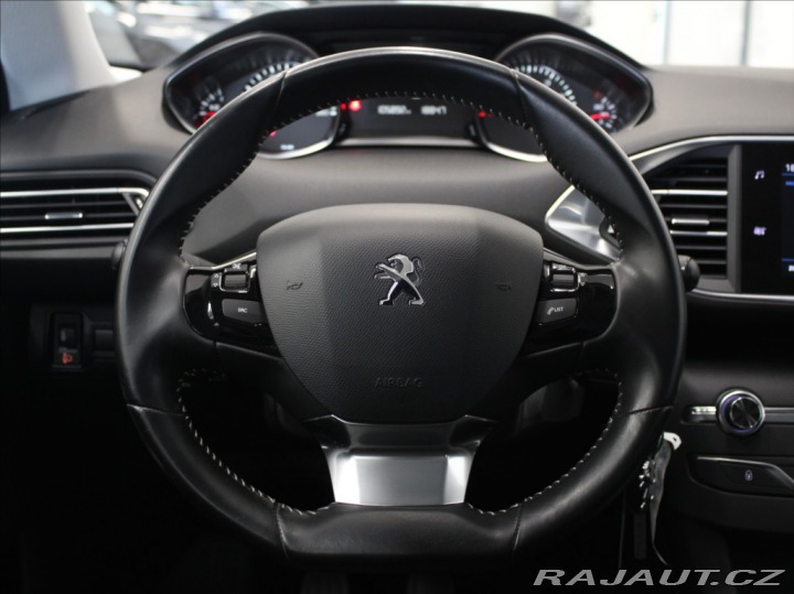 Peugeot 308 1,2 PT 96kW 1.maj.ČR 105t 2017