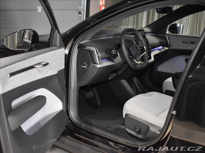 Volvo EX30 0,0 TwinMotorPerformance 2025