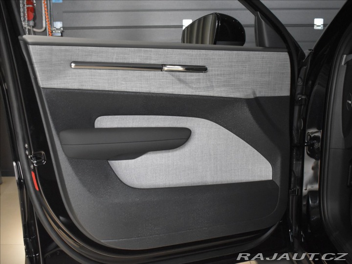 Volvo EX30 0,0 TwinMotorPerformance 2025