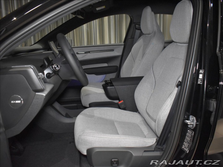 Volvo EX30 0,0 TwinMotorPerformance 2025