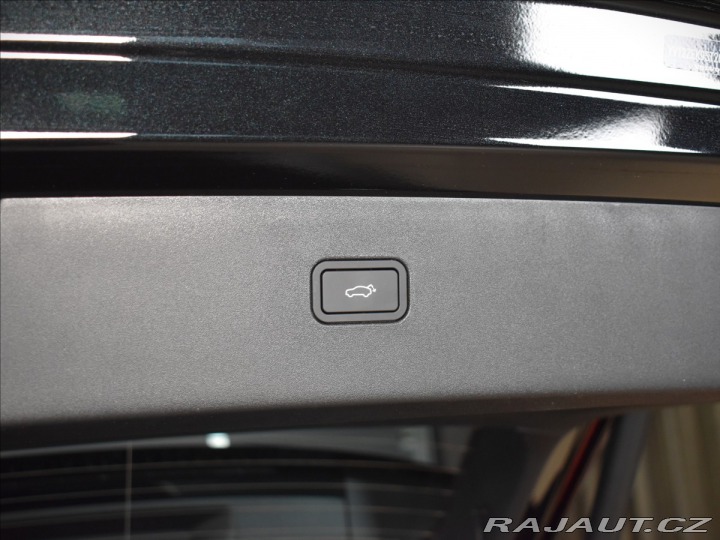 Volvo EX30 0,0 TwinMotorPerformance 2025