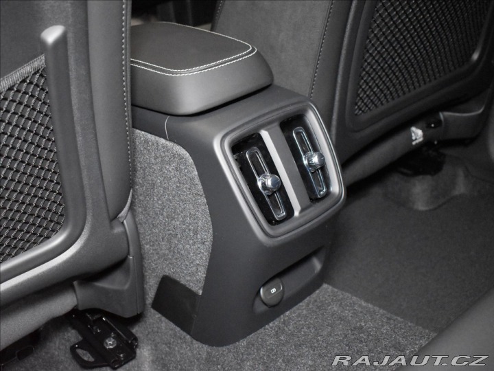 Volvo EX40 SingleMotor Ext.Range  Pl 2025