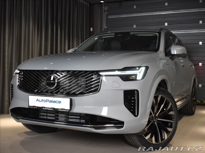 Volvo XC90 2,0 T8 AWD Plus Bright P 2025