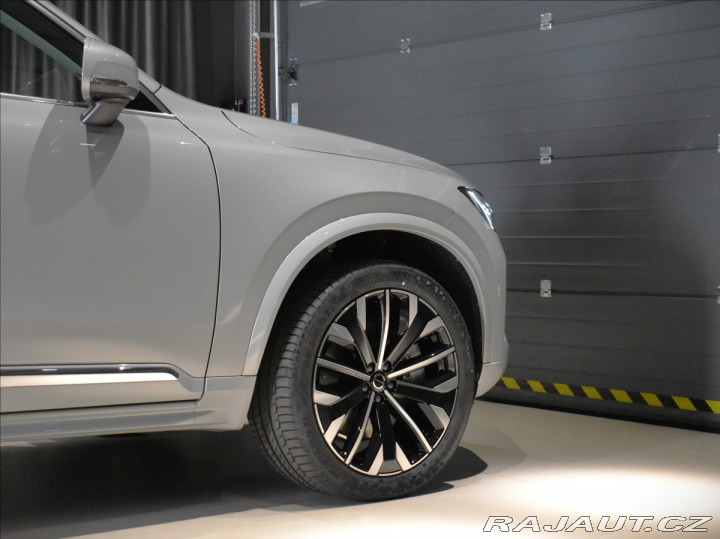 Volvo XC90 2,0 T8 AWD Plus Bright  P 2025