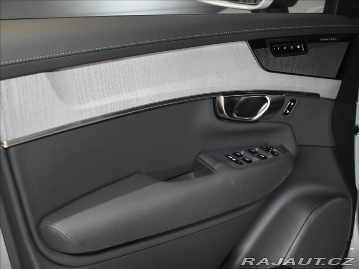 Volvo XC90 2,0 T8 AWD Plus Bright  P 2025