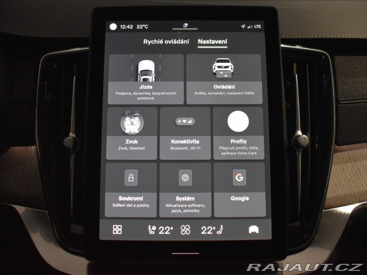 Volvo XC90 2,0 T8 AWD Plus Bright  P 2025