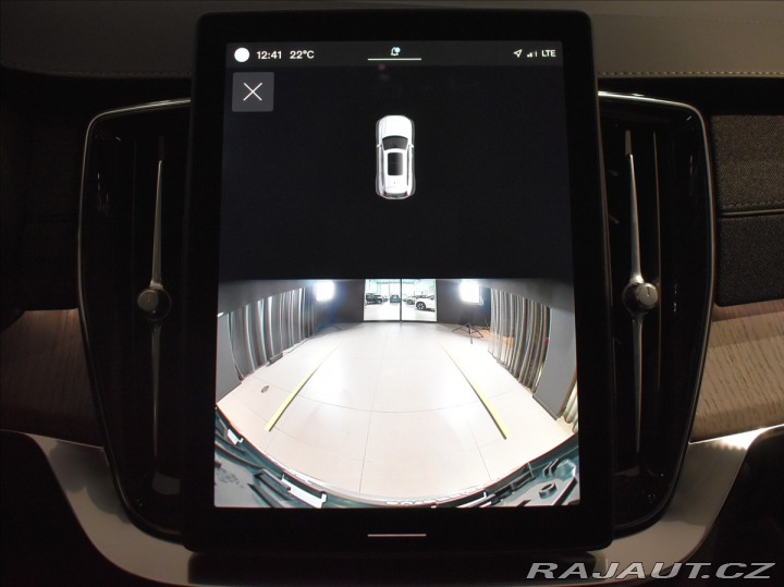 Volvo XC90 2,0 T8 AWD Plus Bright  P 2025