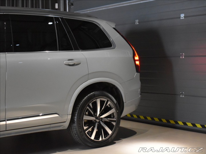 Volvo XC90 2,0 T8 AWD Plus Bright P 2025