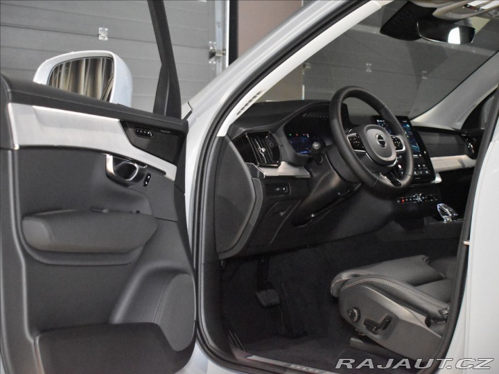 Volvo XC90 2,0 T8 AWD Plus Bright P 2025