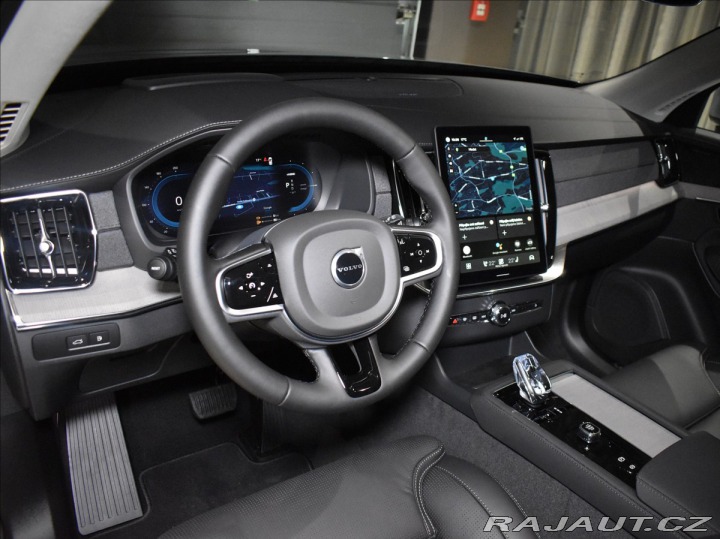 Volvo XC90 2,0 T8 AWD Plus Bright P 2025