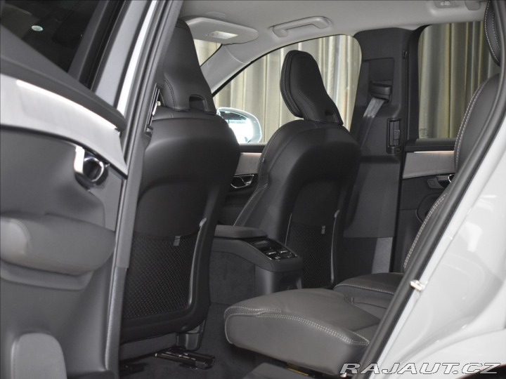 Volvo XC90 2,0 T8 AWD Plus Bright P 2025