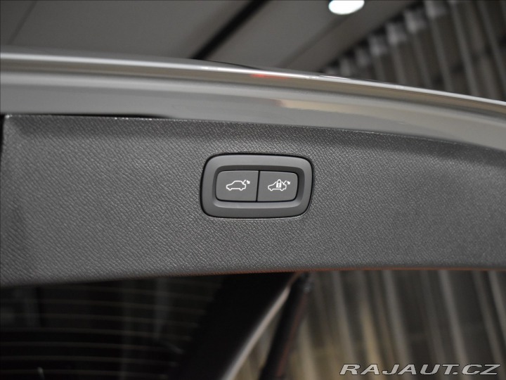 Volvo XC90 2,0 T8 AWD Plus Bright P 2025