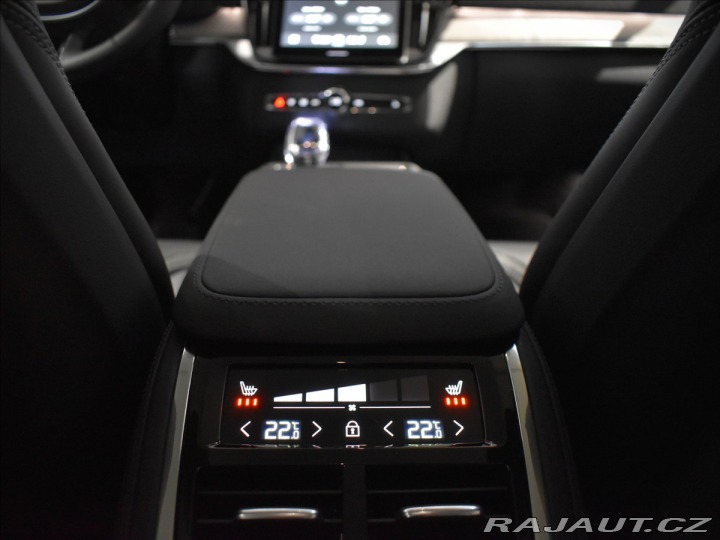 Volvo XC90 2,0 T8 AWD Plus Bright P 2025