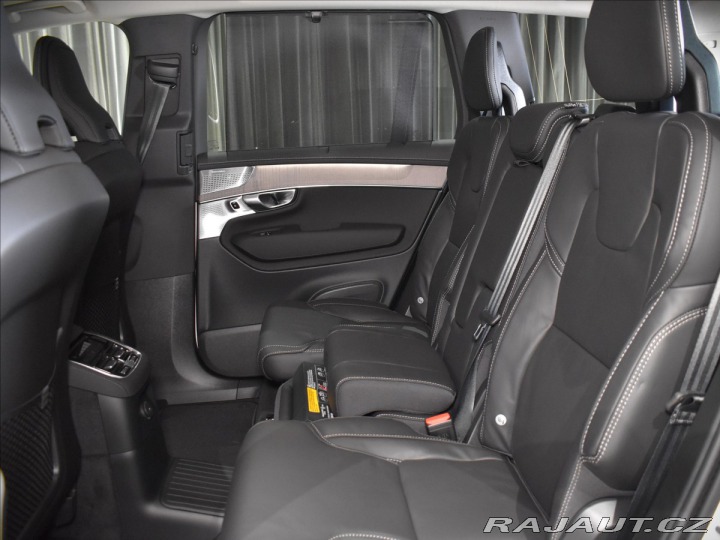 Volvo XC90 2,0 T8 Plus Dark 2025