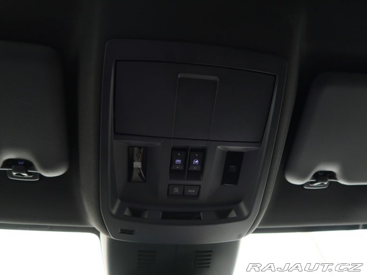 Peugeot 3008 ELECTRO,CZ,1Maj,e-GT,73kW 2024