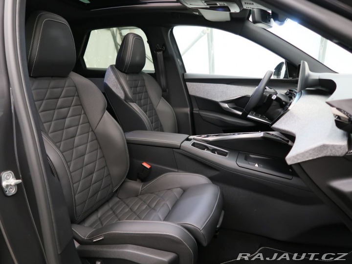 Peugeot 3008 ELECTRO,CZ,1Maj,e-GT,73kW 2024