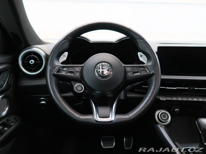 Alfa Romeo Tonale 1.5MHEV,CZ,1Maj,VELOCE,AT 1800