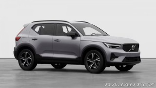 Volvo XC40 2,0 B3 FWD Plus Dark 5544 2025