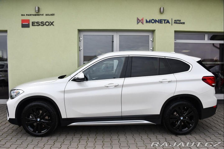 BMW X1 xDrive20D REZERVACE 2021