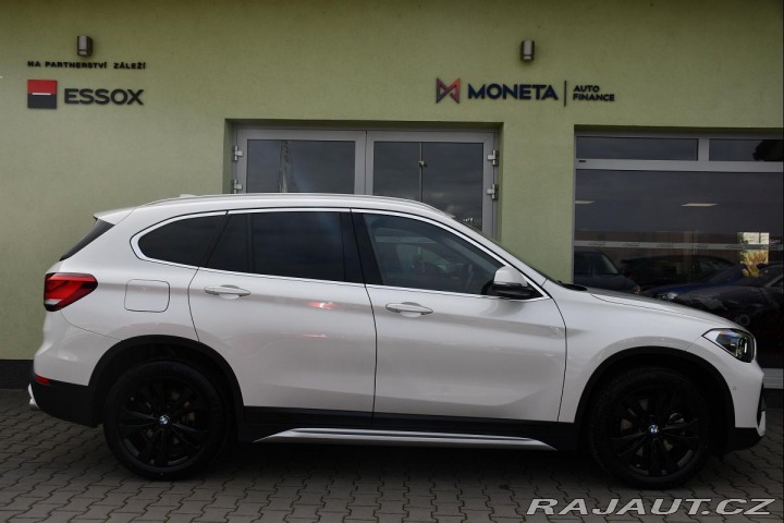 BMW X1 xDrive20D REZERVACE 2021