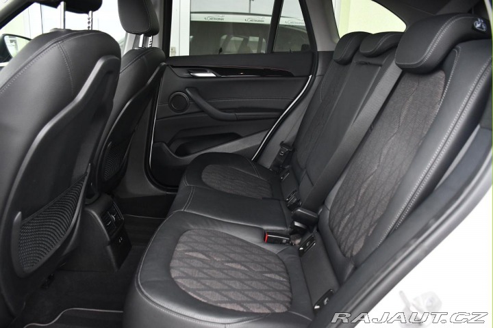 BMW X1 xDrive20D REZERVACE 2021