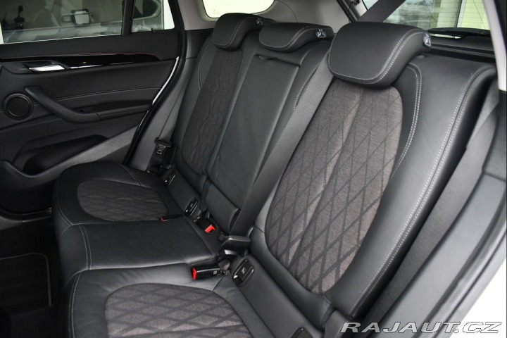 BMW X1 xDrive20D REZERVACE 2021