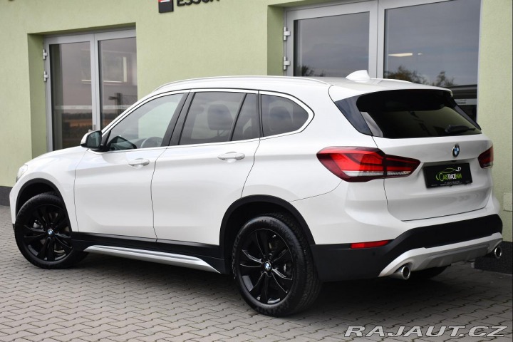 BMW X1 xDrive20D REZERVACE 2021